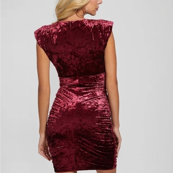 NWT GUESS Charlie Velvet Dress/ Color Garnet Wine - Picture 2 of 4